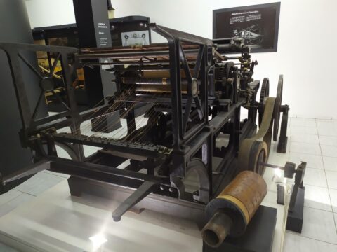 Impressora tipográfica de origem francesa
